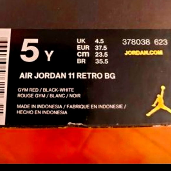 AIR JORDAN 11 RETRO 💥 - Picture 4 of 4